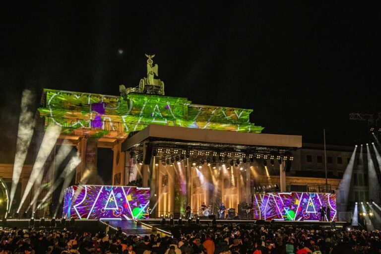 Deutschlands größte Silvester-Party – mit AMBION und CODA Audio Deutschlands größte Silvester-Party – mit AMBION und CODA Audio