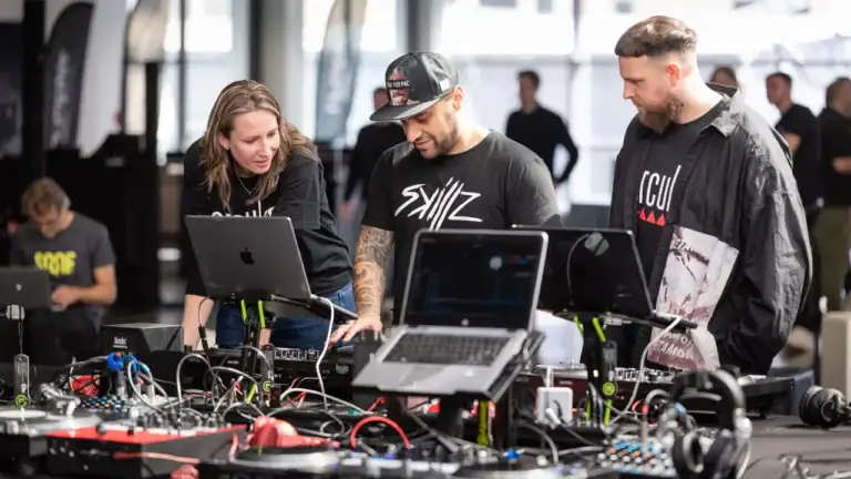 Den richtigen Ton treffen: Prolight + Sound 2024 präsentiert erweitertes ProAudio-Angebot