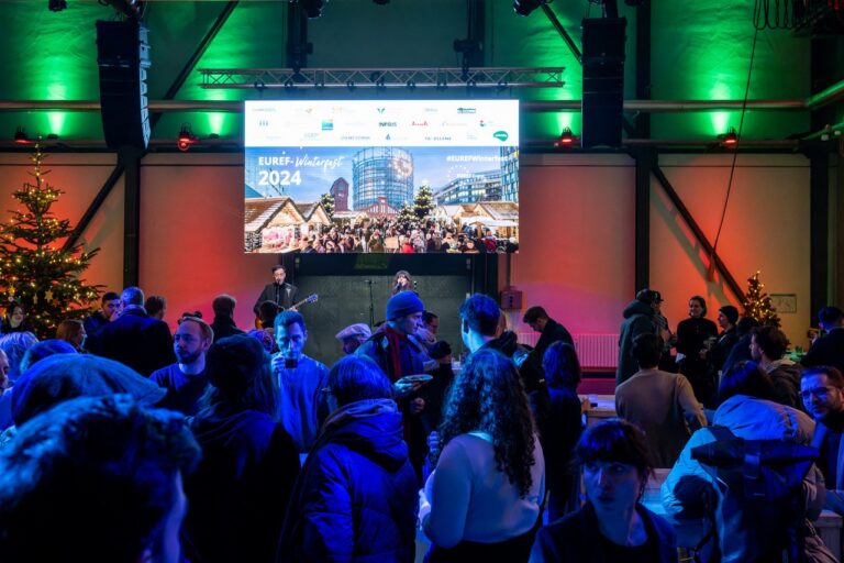 LMP liefert flexible Lichttechnik an den EUREF-Campus Berlin LMP liefert flexible Lichttechnik an den EUREF-Campus Berlin