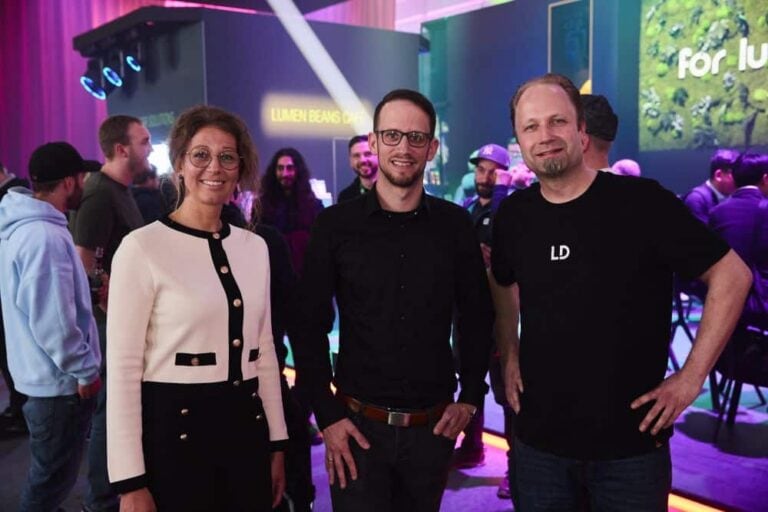 Neuer Handelspartner für Deutschland: Adam Hall Integrated Systems Lösungen ab sofort bei Huss Licht & Ton erhältlich