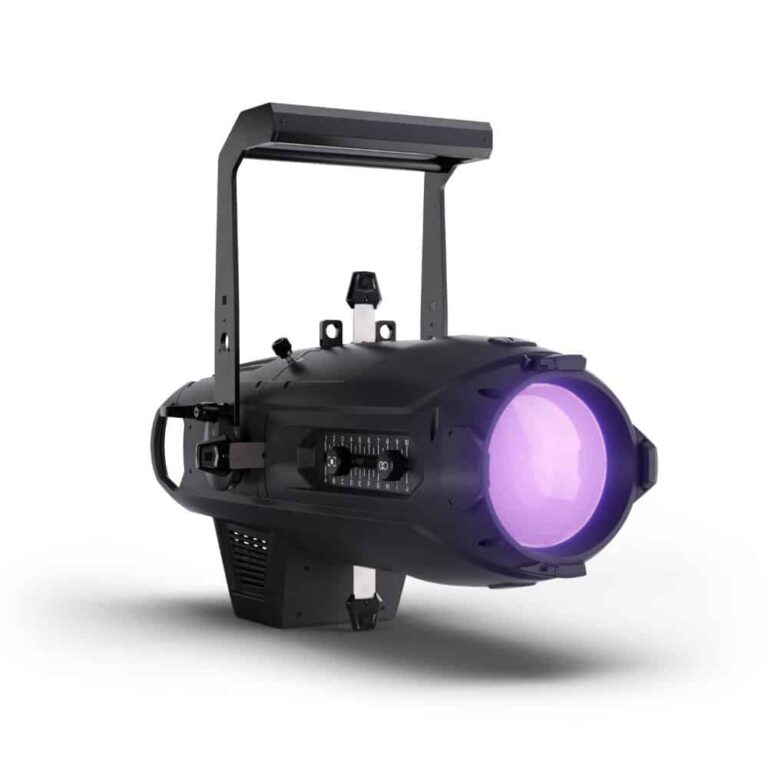 Create New Traditions – Cameo präsentiert den P6 LED-Profilscheinwerfer