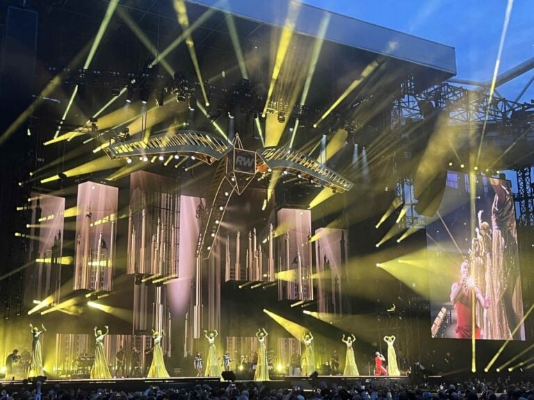 Ayrton fixtures provide power and resilience for Robbie Williams Britpop world tour