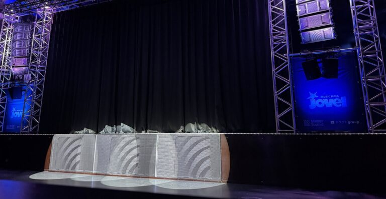 Tradition trifft Zukunft: Jovel Music Hall in Münster mit Meyer Sound PANTHER und ULTRA-X80 ausgestattet