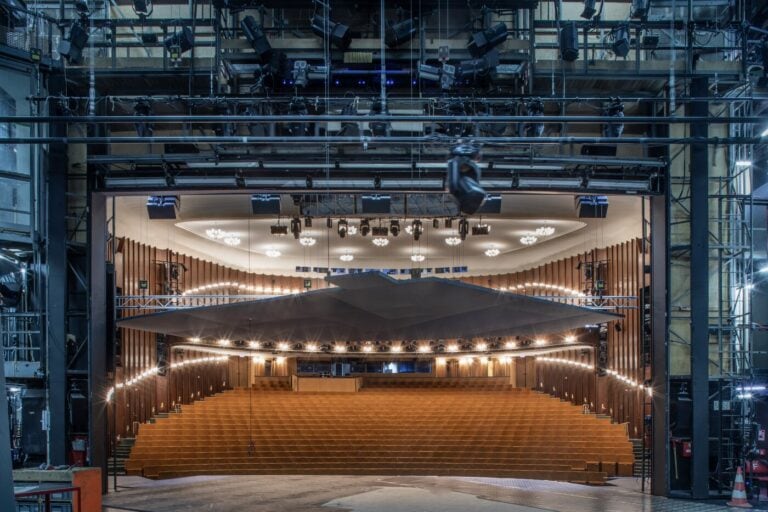 Coemar und VisionTwo bringen nachhaltige LED-Technik ins Schauspielhaus Bochum