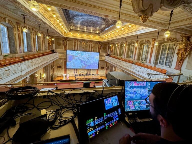 Riedel verbindet Live-Chirurgie und Fachpublikum beim medizinischen Kongress VISAR 2025