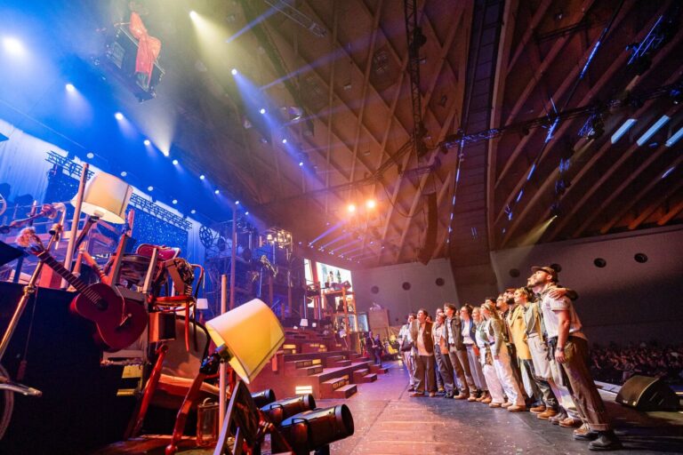 GLP UNTERSTÜTZT DEUTSCHLANDS GRÖßTE CHARITY-WEIHNACHTSSHOW GLP UNTERSTÜTZT DEUTSCHLANDS GRÖßTE CHARITY-WEIHNACHTSSHOW