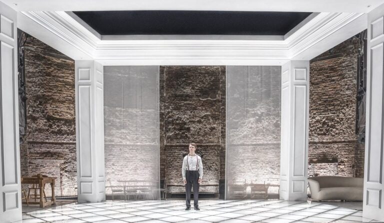 GLP CREOS FEIERN THEATERPREMIERE IM LONDONER ALMEIDA THEATRE GLP CREOS FEIERN THEATERPREMIERE IM LONDONER ALMEIDA THEATRE