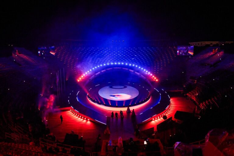 Wo Sport auf Historie trifft – Cameo als Teil des Lichtdesigns der bedeutendsten Winterspiele Wo Sport auf Historie trifft – Cameo als Teil des Lichtdesigns der bedeutendsten Winterspiele