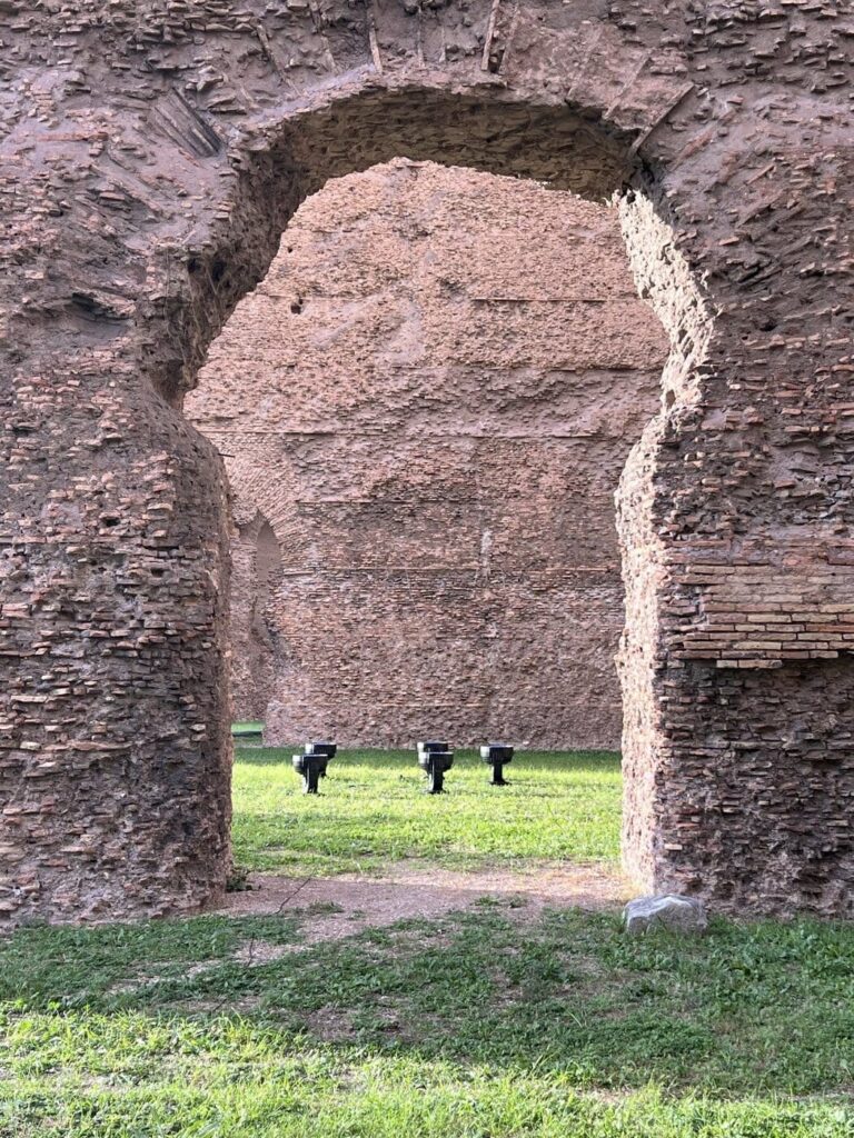 90 GLP IMPRESSION X5 IP MAXX BELEUCHTEN DIE CARACALLA-THERMEN BEI DER GENERALVERSAMMLUNG DER EUROPÄISCHEN FUßBALLCLUBS IN ROM 90 GLP IMPRESSION X5 IP MAXX BELEUCHTEN DIE CARACALLA-THERMEN BEI DER GENERALVERSAMMLUNG DER EUROPÄISCHEN FUßBALLCLUBS IN ROM