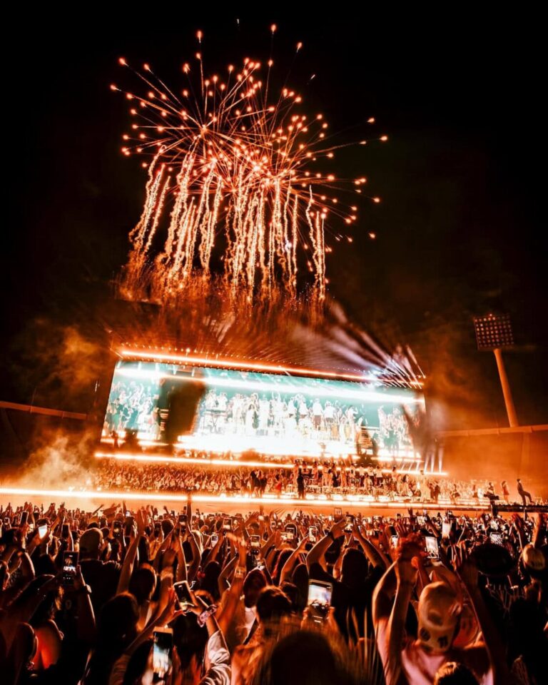 GLP JDC2 IP UND MAD MAXX PRÄGEN LICHTDESIGN DER BAD BUNNY STADIONTOUR