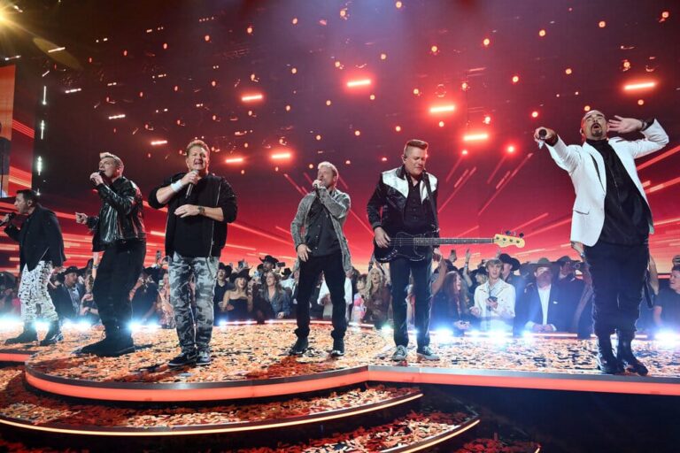 GLP PRÄGT DAS BÜHNENBILD BEI DEN ACADEMY OF COUNTRY MUSIC AWARDS GLP PRÄGT DAS BÜHNENBILD BEI DEN ACADEMY OF COUNTRY MUSIC AWARDS