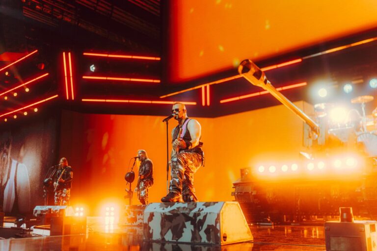 GLP SORGT FÜR MASSIVEN PUNCH BEIM SABATON-AUFTRITT AUF DER GAMESCOM 2025 GLP SORGT FÜR MASSIVEN PUNCH BEIM SABATON-AUFTRITT AUF DER GAMESCOM 2025