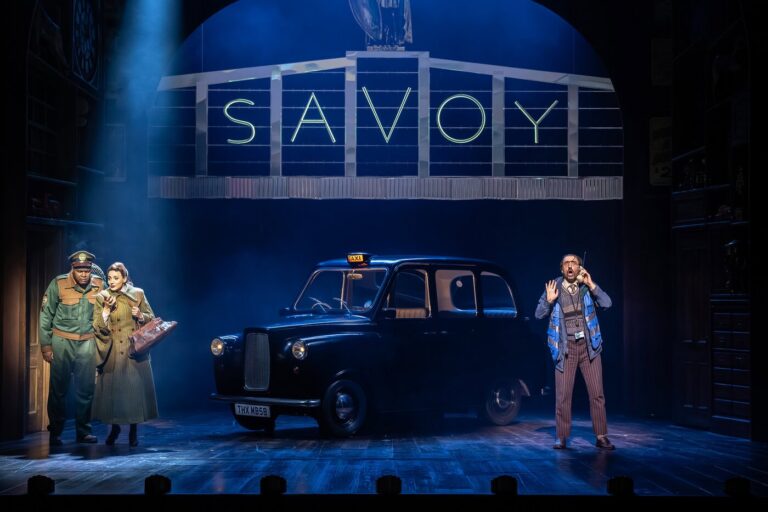 GLP X5 DOT FEIERT WELTPREMIERE BEI „PADDINGTON – DAS MUSICAL“ GLP X5 DOT FEIERT WELTPREMIERE BEI „PADDINGTON – DAS MUSICAL“