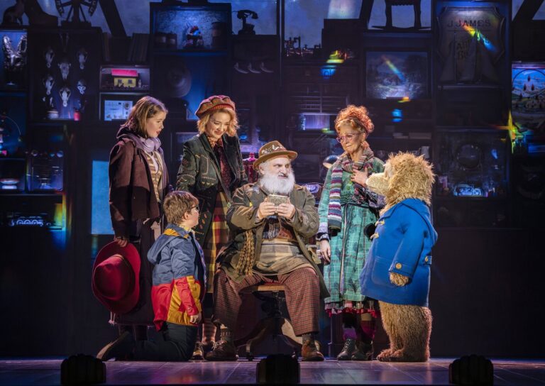 GLP X5 DOT FEIERT WELTPREMIERE BEI „PADDINGTON – DAS MUSICAL“ GLP X5 DOT FEIERT WELTPREMIERE BEI „PADDINGTON – DAS MUSICAL“