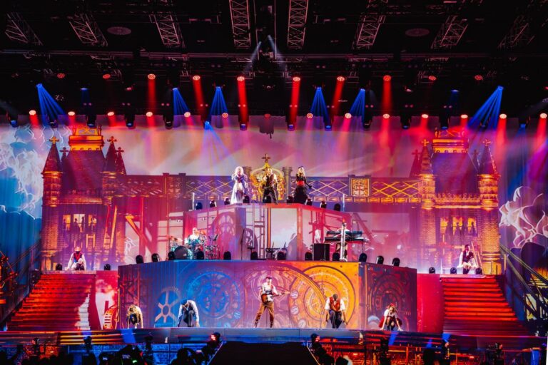 GLP X5 SERIES BEGLEITET DJ BOBO AUF „THE GREAT ADVENTURE“ TOUR 2026 GLP X5 SERIES BEGLEITET DJ BOBO AUF „THE GREAT ADVENTURE“ TOUR 2026