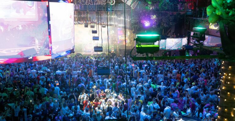 MegaPark Mallorca setzt auf Meyer Sound für druckvollen Clubsound MegaPark Mallorca setzt auf Meyer Sound für druckvollen Clubsound