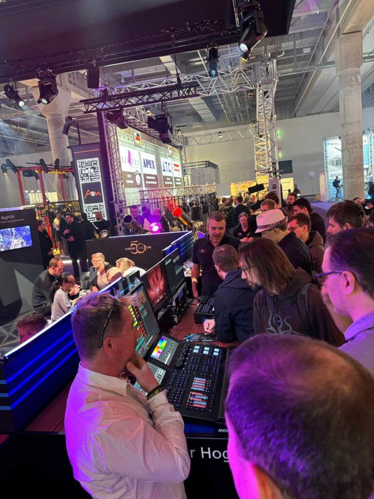 Messe nach Maß: ETC feierte erfolgreiche Prolight + Sound