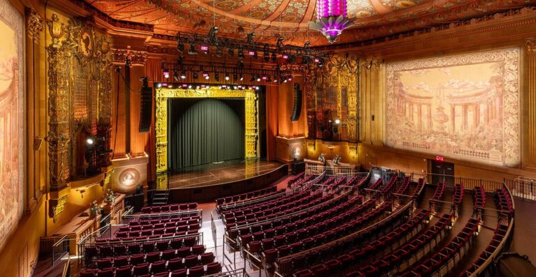 Meyer Sound liefert Kino- und Konzertsysteme für das Castro Theatre in San Francisco Meyer Sound liefert Kino- und Konzertsysteme für das Castro Theatre in San Francisco
