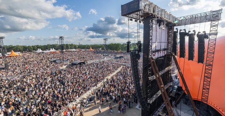 Meyer Sounds TIGRA feiert Premiere beim Roskilde Festival 2026 Meyer Sounds TIGRA feiert Premiere beim Roskilde Festival 2026