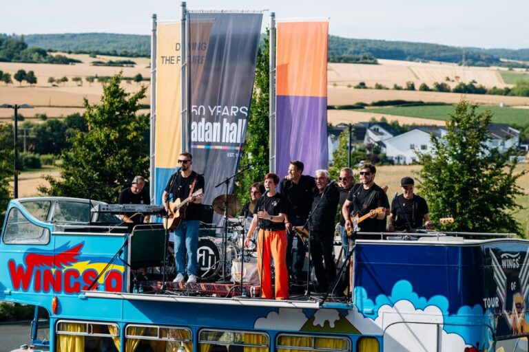 Paul McCartneys Wings-Tourbus kehrt zurück auf die Weltbühne