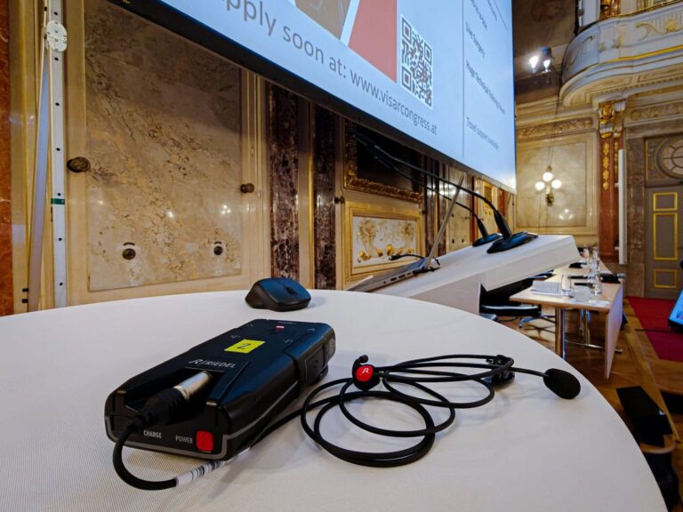 Riedel verbindet Live-Chirurgie und Fachpublikum beim medizinischen Kongress VISAR 2025 Riedel verbindet Live-Chirurgie und Fachpublikum beim medizinischen Kongress VISAR 2025