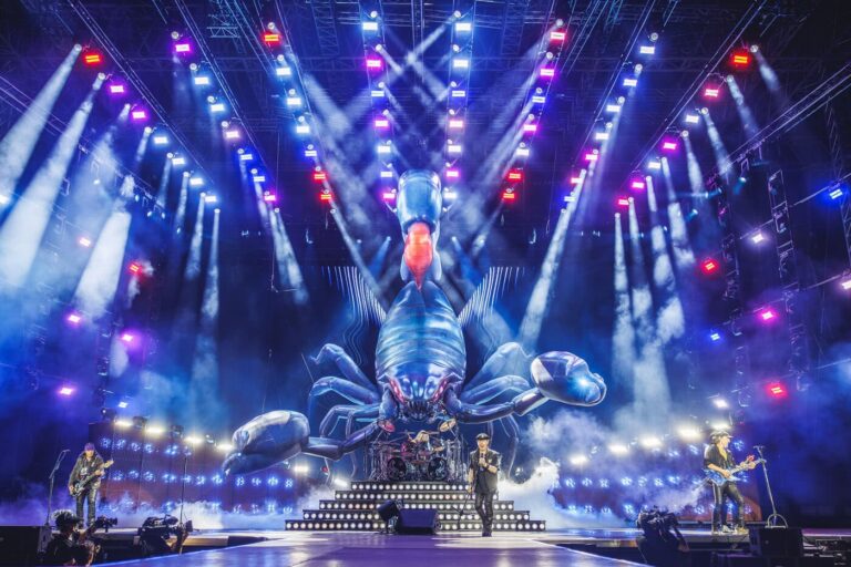 STADION-HEIMSPIEL IN HANNOVER: SCORPIONS FEIERN 60 JAHRE MIT GLP-NEUZUGÄNGEN FÜR MEHR PUNCH UND FLÄCHENWIRKUNG STADION-HEIMSPIEL IN HANNOVER: SCORPIONS FEIERN 60 JAHRE MIT GLP-NEUZUGÄNGEN FÜR MEHR PUNCH UND FLÄCHENWIRKUNG