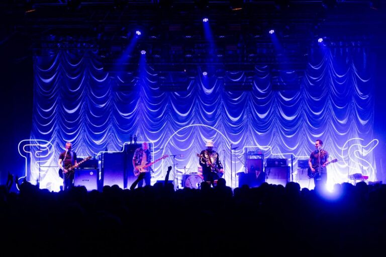 WENIGER SPOT, MEHR SEELE: BEATSTEAKS LIVE MIT DYNAMIK VON GLP