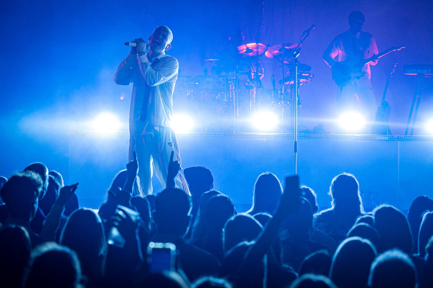ZWISCHEN BAND UND BÜHNENKANTE: GLP TWYN UND NEXUS LINE AUF TOUR MIT GREGOR HÄGELE ZWISCHEN BAND UND BÜHNENKANTE: GLP TWYN UND NEXUS LINE AUF TOUR MIT GREGOR HÄGELE