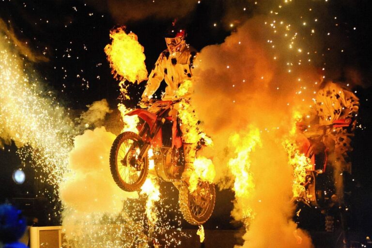 Wiederholungslehrgang Bühnen- und Event-Pyrotechniker/-in