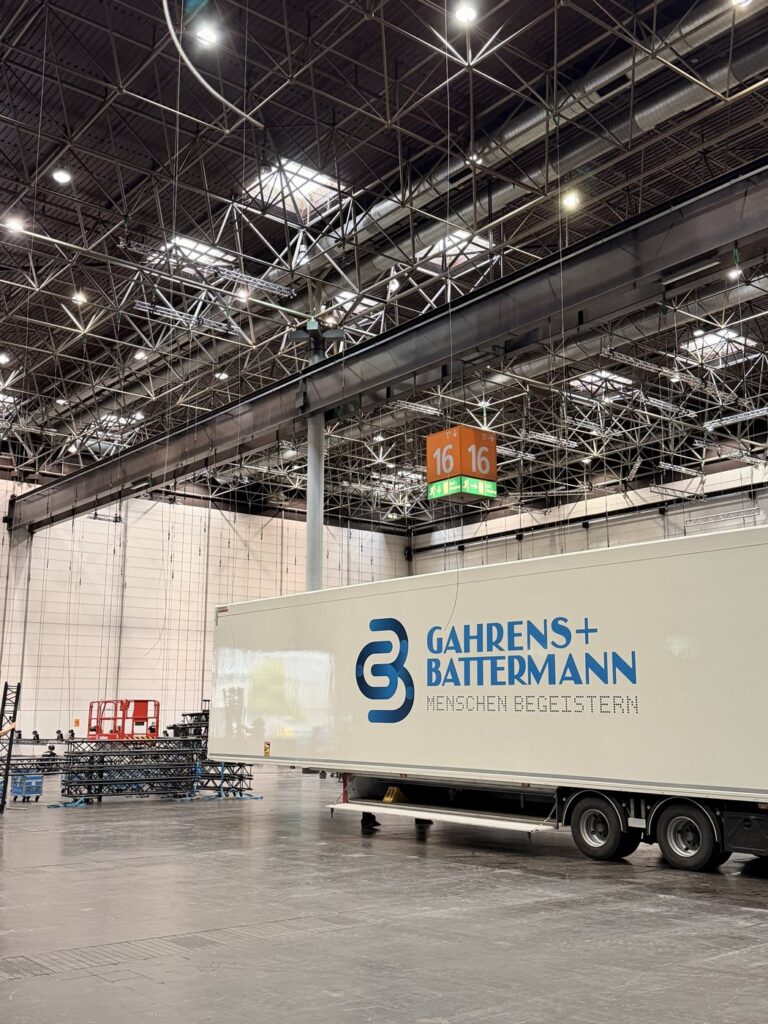 Sechs Standorte, ein Standard: Gahrens + Battermann setzt bundesweit auf die Cameo ZENIT W600 G2 Cameo press images GahrensBattermann@GahrensundBattermann2 768x1024