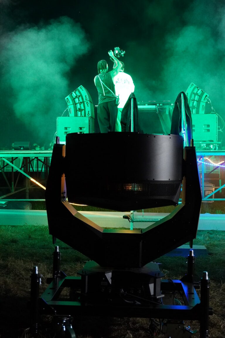 GLP JDC2 IP, JDC BURST 1 UND MAD MAXX PRÄGEN DAS DESIGN DER STAGE B BEIM MOOREA FESTIVAL DSC01302 Photo Credit MiD 768x1152