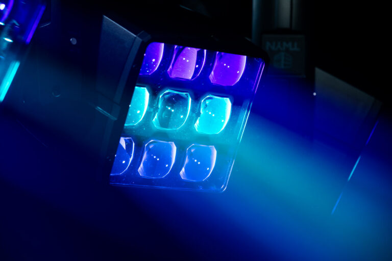 GLP UK FEIERT ZEHN JAHRE MIT NEUEN PRODUKTEN AUF DER PLASA 2026 GLP Twyn Hero Shot 10 768x512